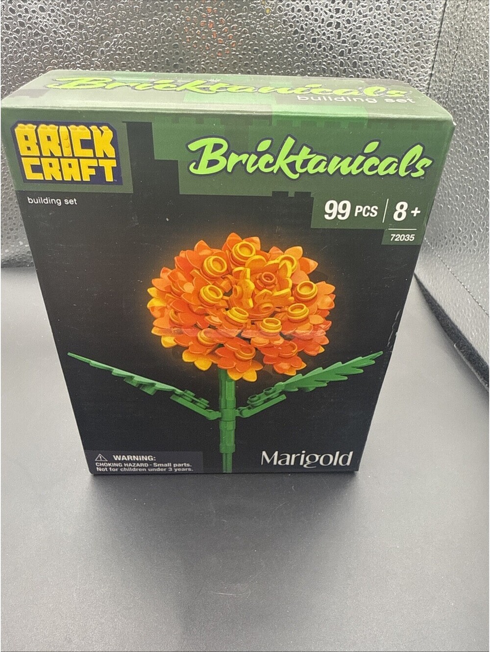 Bricktanicals Marigold Brick Building Set (99-Piece Set), Artificial Flower
